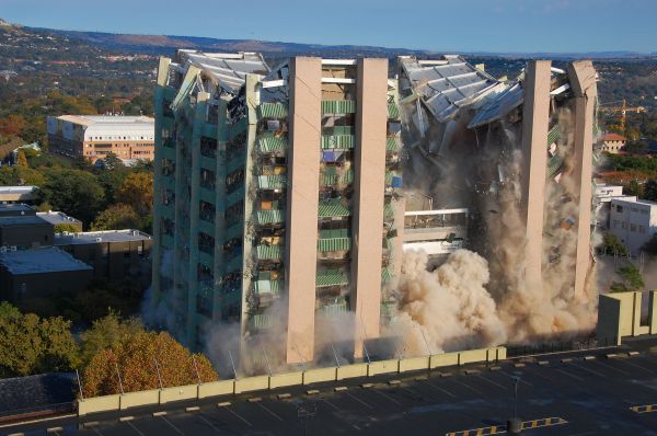 Building Removal in Bolingbrook