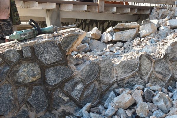 Retaining Wall Demolition in Bolingbrook